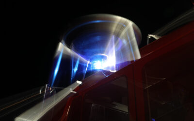 KS: Pferd muss nach Unfall eingeschläfert werden; Schaulustiger filmt blutenden Verletzten