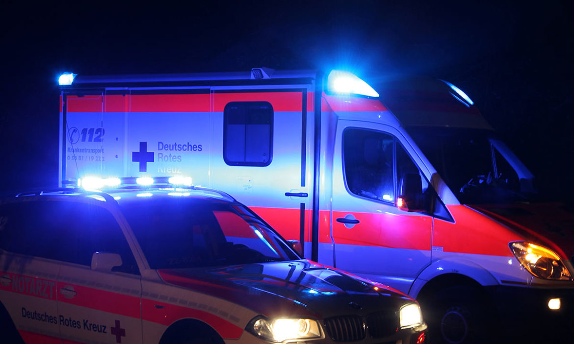 Waldau: Zwei Leichtverletzte bei Unfall auf der Marie-Curie-Straße
