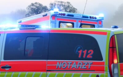 Tödlicher Verkehrsunfall auf der B 452 – Folgeunfall mit zwei Schwerverletzten