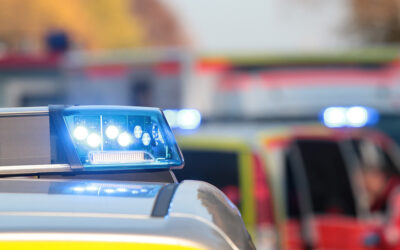Fußgängerin lebensgefährlich verletzt