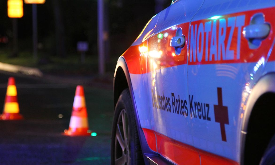 KS: Unfall fordert zwei Verletzte und 63.000 Euro Schaden