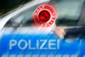 MR: Zahlreiche Fahrer unter Drogen und Alkohol; Unfall u.a.