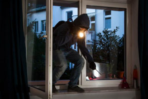 Forstfeld: Diebe fanden in Garagen deponierte Zweitschlüssel