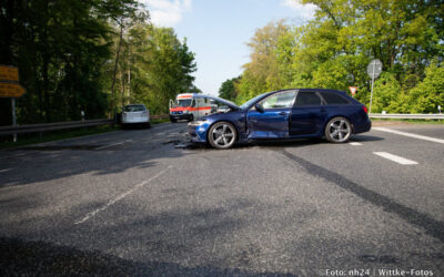 B254: Drei Frauen bei Unfall in Höhe Frielendorf leicht verletzt