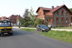 Frielendorf: Fahrerloser Pkw rollt „Neue Bahnhofstraße“ hinab
