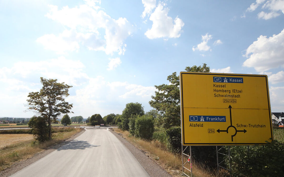 B454: Jetzt ist der Trutzhainer Kreisel an der Reihe