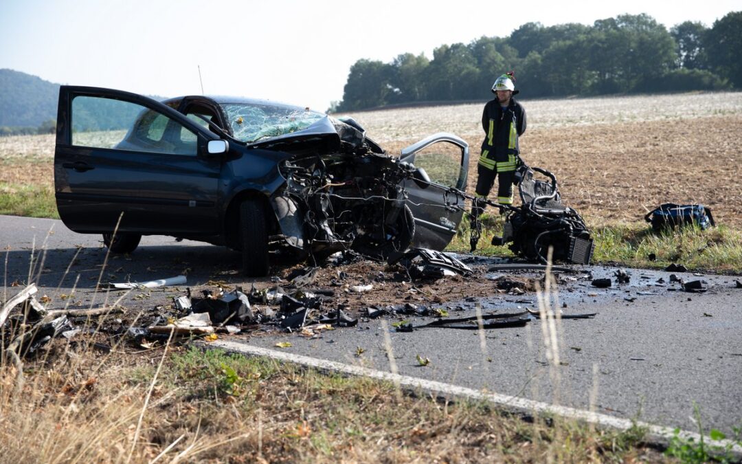 Schwalmstadt: 19 Jahre alter Autofahrer bei Unfall tödlich verunglückt