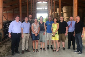 CDU-Spitze besucht Rinderzucht Geisel in Niedergrenzebach