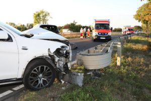 B254: Vollsperrung nach Auffahrunfall mit zwei Verletzten
