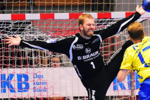 MT schlägt Gummersbach 33:27