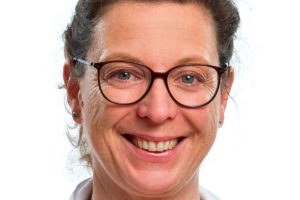 Schnell wieder auf die Beine nach Hüft- und Knieprothesen