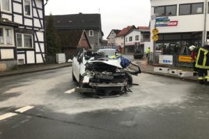 Rosenthal: 68-Jährige prallt mit Pkw in Schaufenster von Sanitärgeschäft