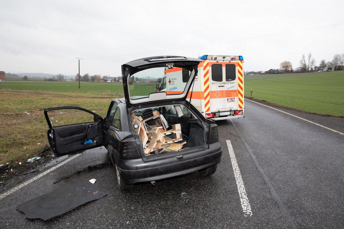 B254: Zwei Männer Bei Unfall Schwer Verletzt – Nh24.de