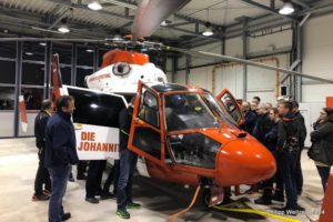 Feuerwehrleute trainieren für die Flugrettung