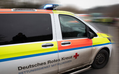 E-Bike-Fahrer bei Kollision mit Pkw schwer verletzt