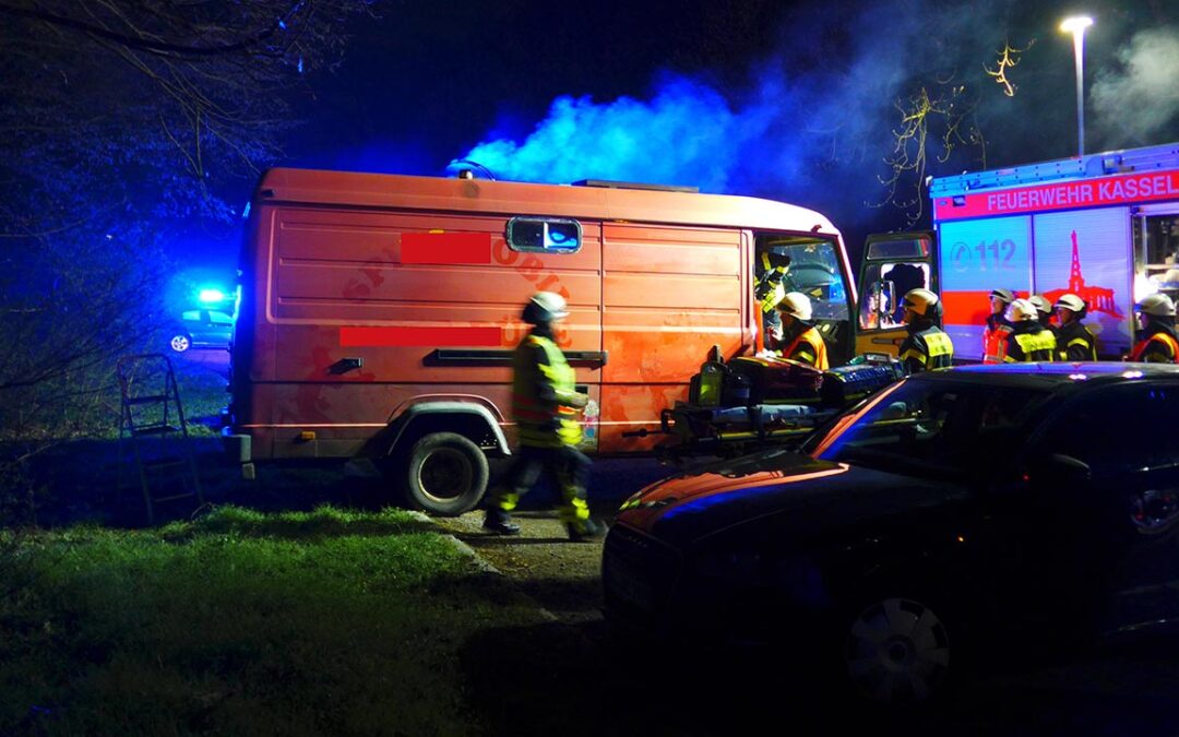 Ungewöhnlicher Feuerwehreinsatz „Am Auedamm“ in Kassel