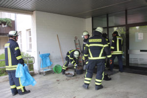 Schwelbrand in Schacht von Asklepios Klinik in Melsungen