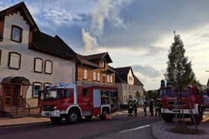 Niedenstein: Schornstein brennt in Gebäude im „Obertor“