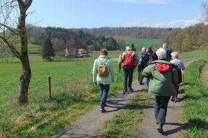 Hatzbachtalwanderung an Christi Himmelfahrt auf den Spuren der Butterführer