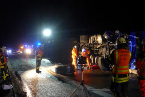 A7: Rettungsgassenblockierer behindern Feuerwehr