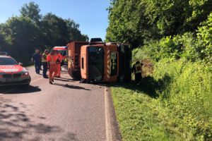 B253: Vollsperrung nach Unfall zwischen Gensungen und der A7