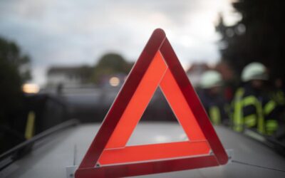 B 27: Junge Frau kommt bei Verkehrsunfall ums Leben