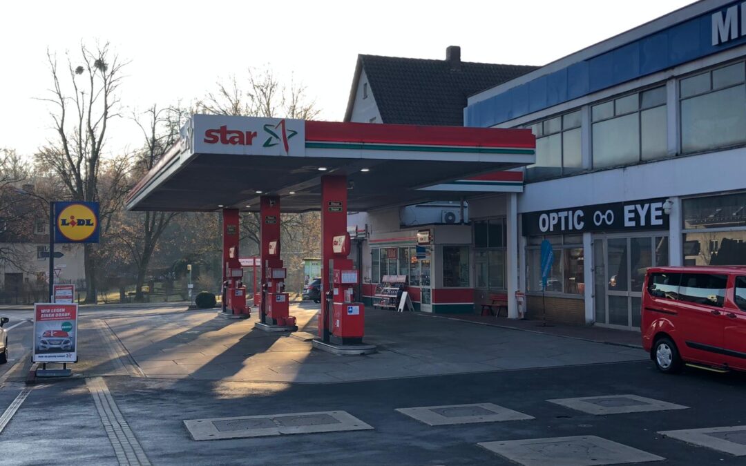 Bewaffneter Räuber überfällt Tankstelle in Melsungen