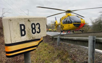 Morschen: Drei Schwerverletzte nach Frontalzusammenstoß