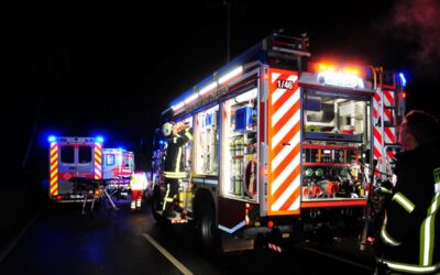 Bad Zwesten: Fahranfänger kracht in Betonabgrenzung