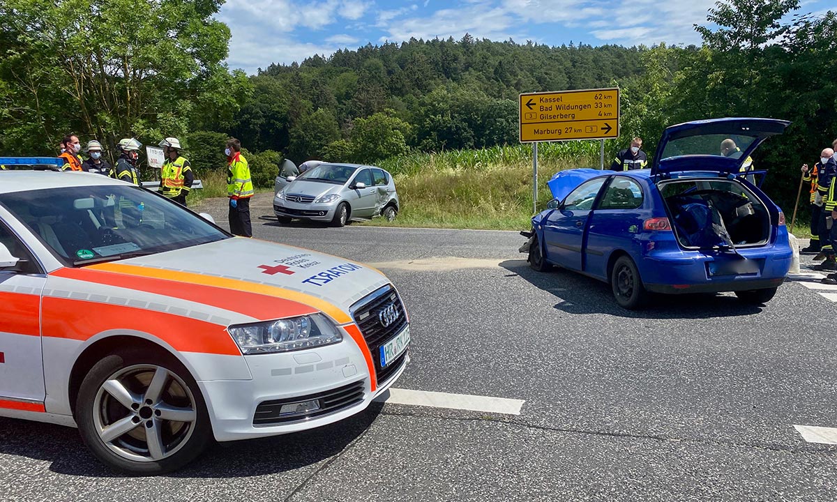 45-Jährige Bei Unfall Auf Der B 3 Schwer Verletzt – Nh24.de