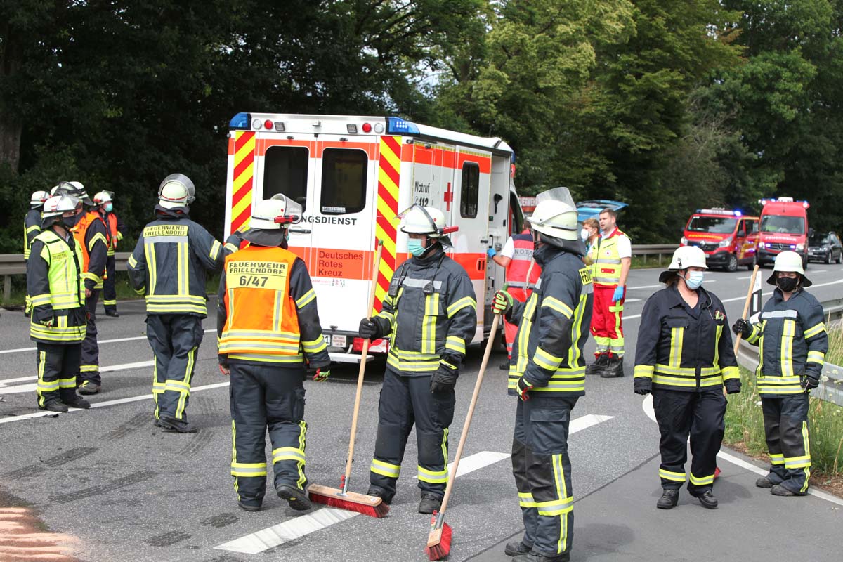 Drei Verletzte Bei Unfall Auf Der B 254 - Nh24.de