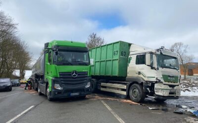 80.000 Euro Schaden bei Lkw-Unfall