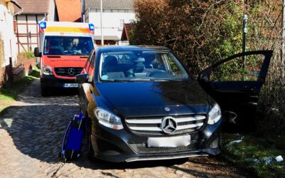 Bad Zwesten: Mann wird von eigenem Pkw erfasst