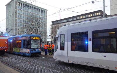 Straßenbahn und Regiotram kollidieren – vier Leichtverletzte
