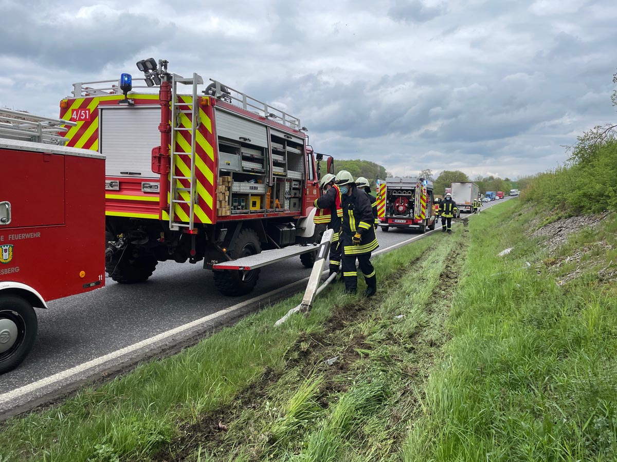 B 3 Nach Unfall Voll Gesperrt – Nh24.de