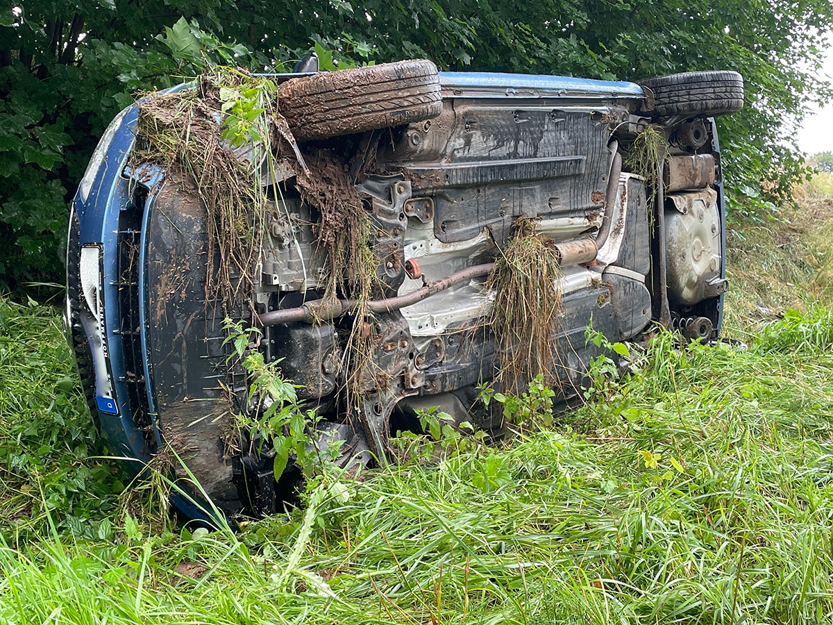 B 253: Pkw Kommt In Höhe Wega Von Der Fahrbahn Ab – Nh24.de