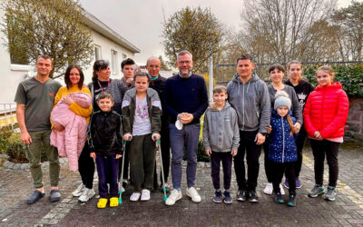 Michael Roth MdB zu Besuch bei Flüchtlingen und ihren Helferinnen