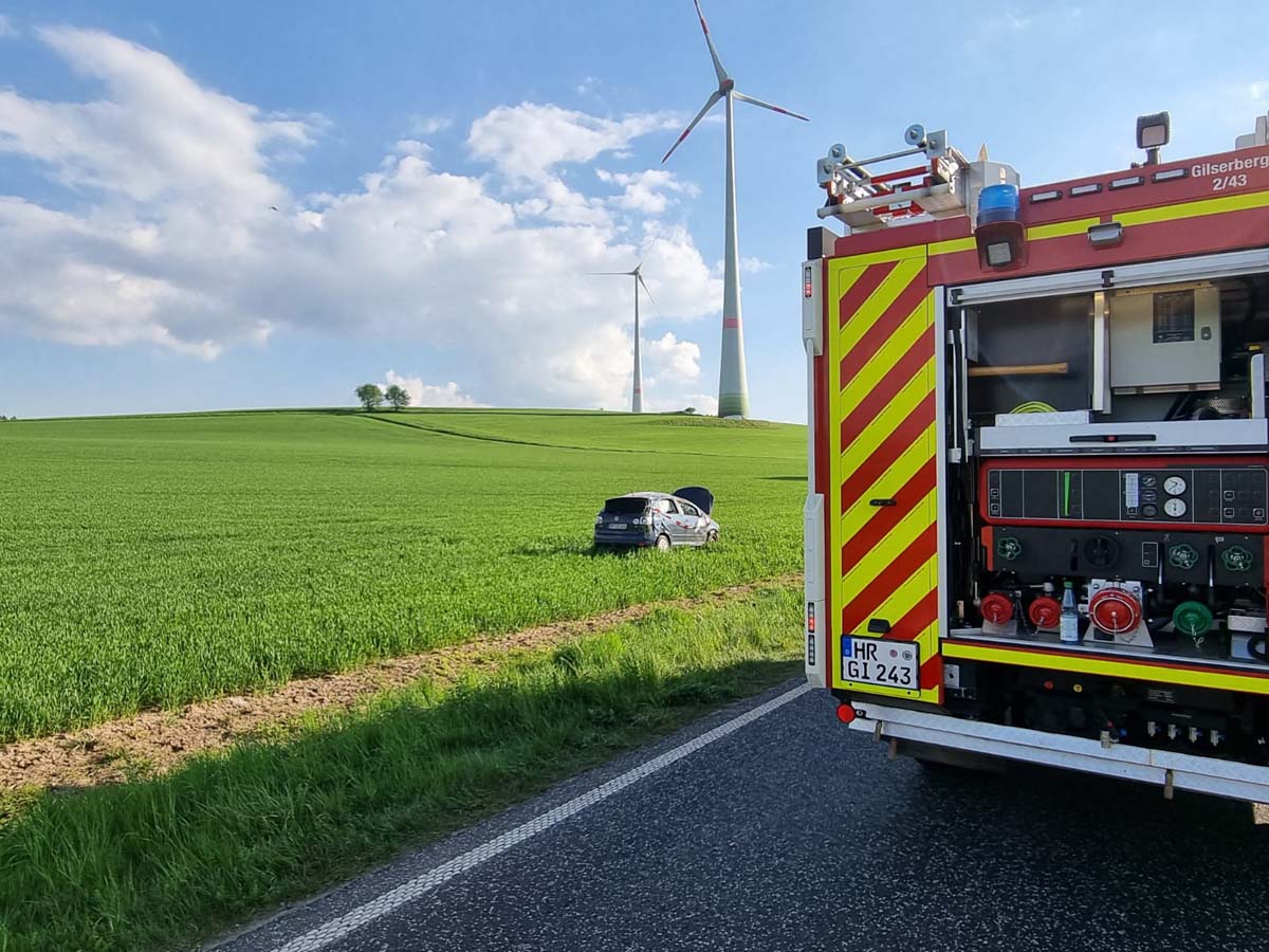 SEK: Schwerer Unfall Auf Der B 3; Motorradfahrer Stürzt In Schlierbach ...