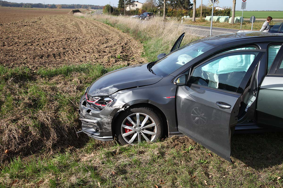 Vier Fahrzeuginsassen Bei Unfall Auf Der B 254 Leicht Verletzt – Nh24.de