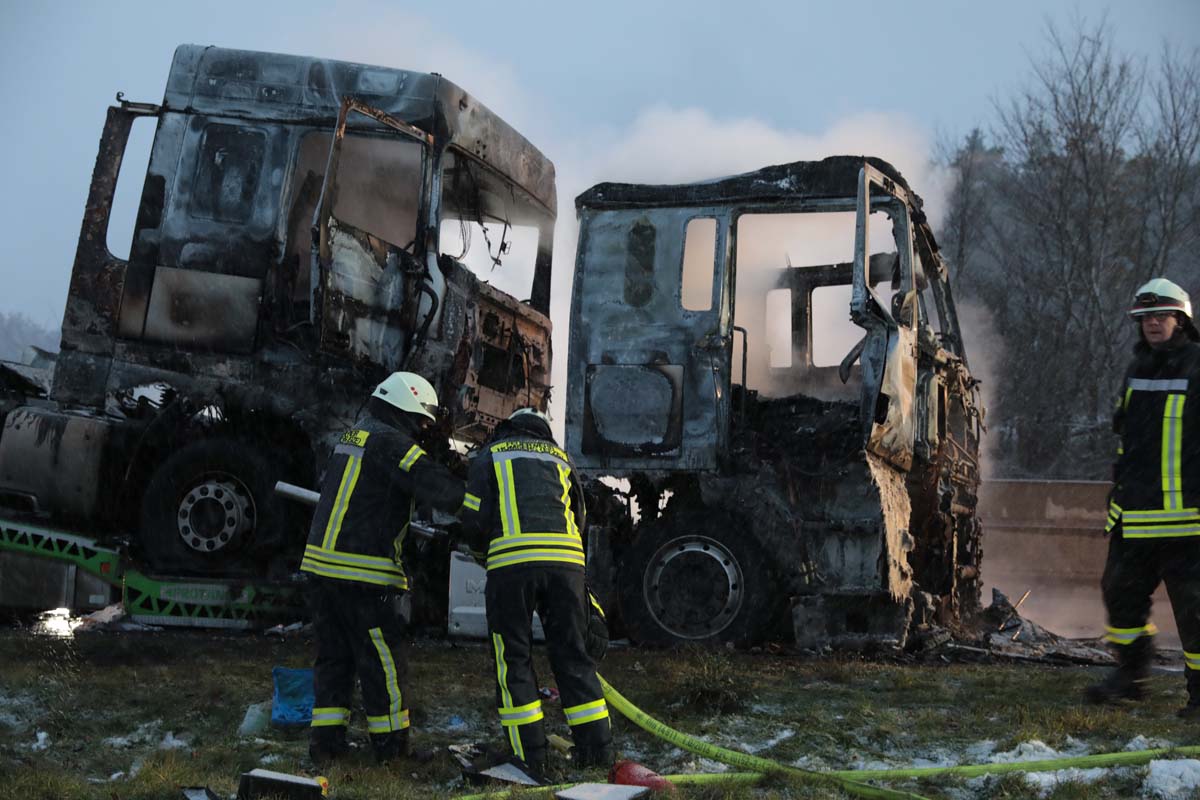 SEK: Lkw Brannte Auf Der A 7; Psychiatrischer Ausnahmezustand ...