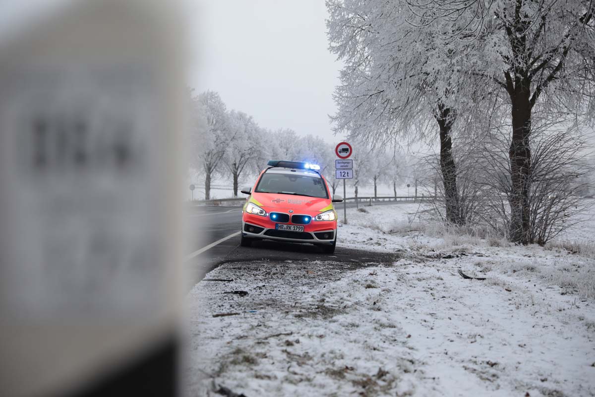 B 254: Kombis Prallen Im Kreuzungsbereich Zusammen – Nh24.de