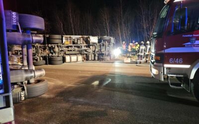 Feuerwehrjubiläen, Ehrungen, Platzeinweihung und Tag des Offenen Denkmals