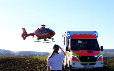 B 254: Autofahrer erfasst 15-jährigen Mofafahrer