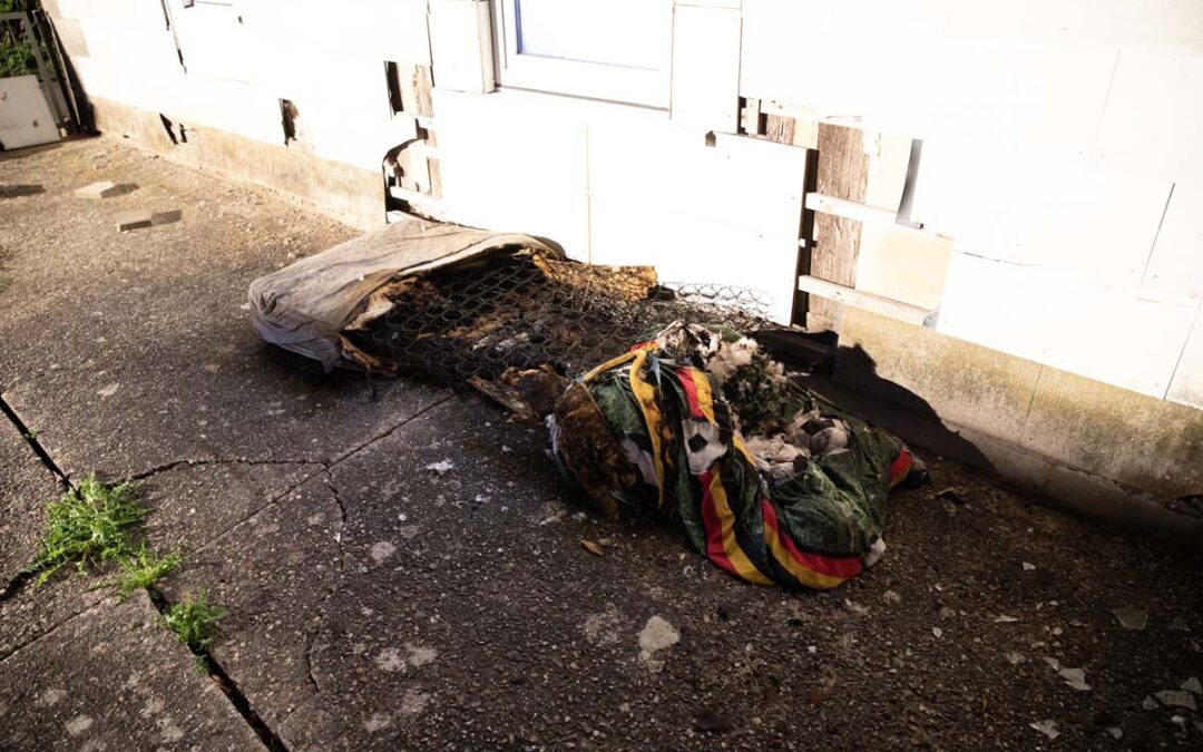 Neuental: Brennende Matratze schnell gelöscht