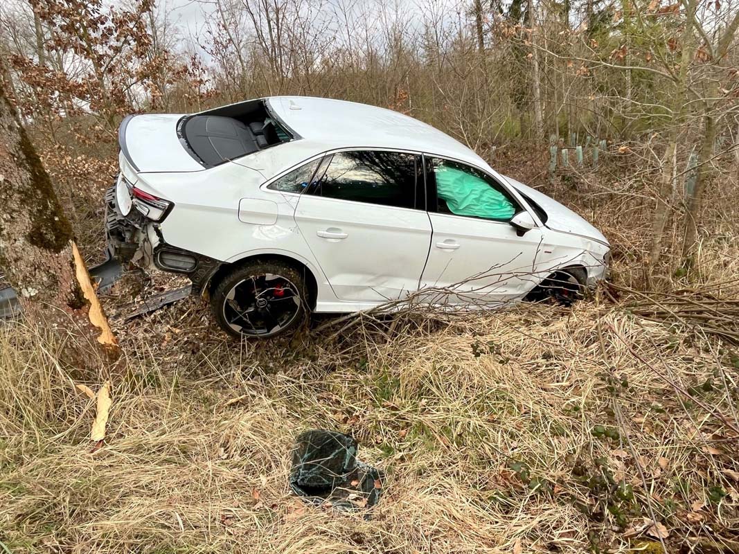 Sieben Schwerverletzte Bei Zwei Unfällen – Nh24.de