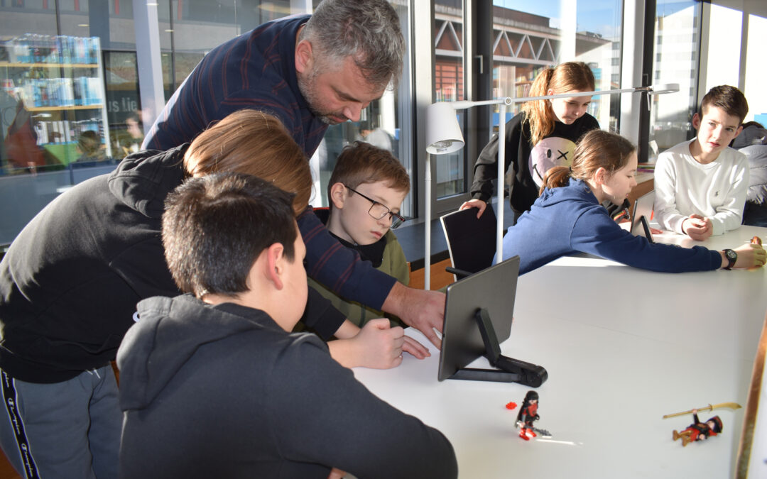 Trickfilme, Werbespots und Programmieren mit „Bee-Bots“