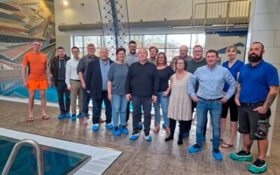 Kreuter eröffnet Badesaison mit Sprung vom 3-Meter-Brett