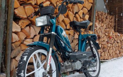 SEK: Mofa an CBS gestohlen; Unfall