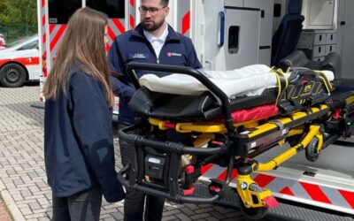 Malteser stellen neue Rettungswagen vor