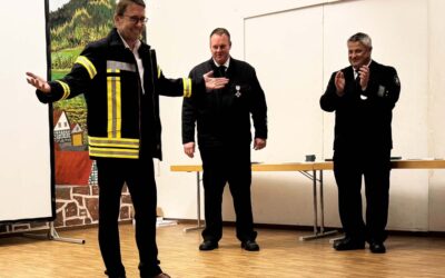 Borken: Feuerwehr ehrt, rüstet auf und blickt in die Zukunft